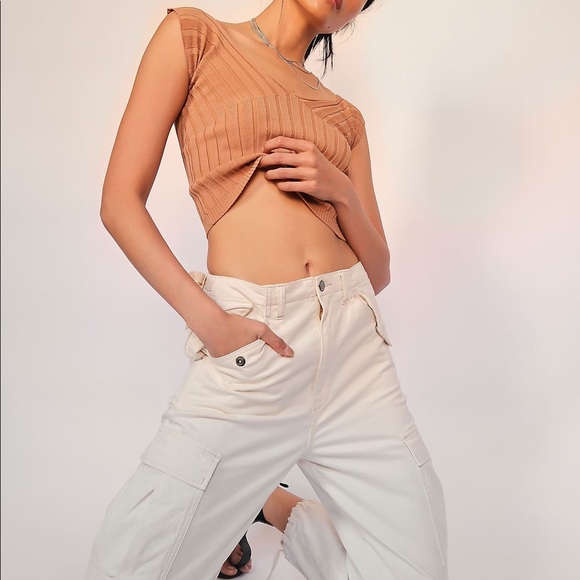 FREE PEOPLE TOP SMALL - Picture 2 of 4